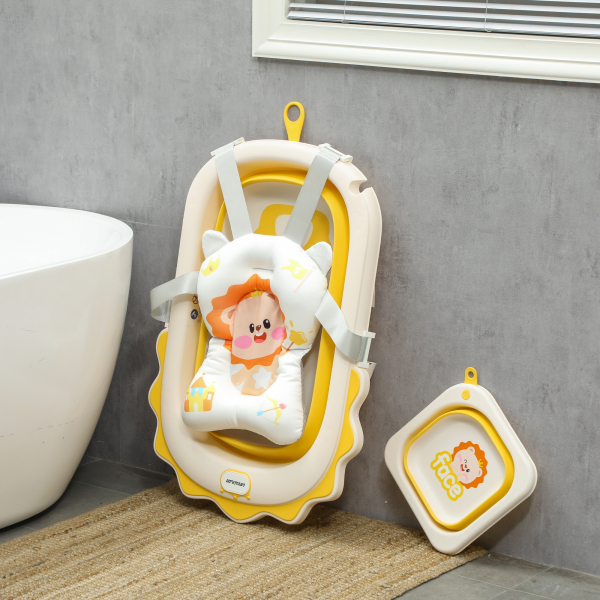 AIYAPLAY Banheira Dobrável para Bebés com Almofada e Cubo Antiderrapantes Orifício de Drenagem e Orifício para o Duche 80,5x55x20 cm Amarelo - Image 9