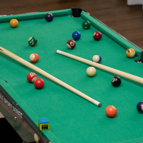 HOMCOM Mesa de Jogos 6 em 1 Dobrável Bilhar Matraquilho Ping Pong Lançamento de Anéis Hóquei no Gelo e Air Hóquei 118x104x71cm Multicor - Image 9