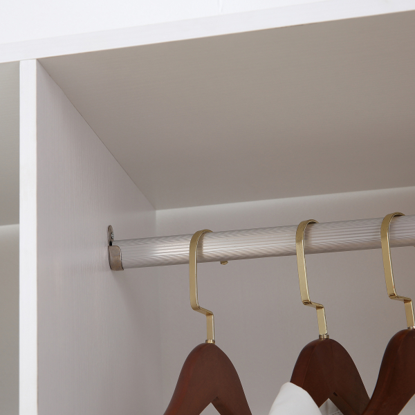 HOMCOM Roupeiro de Madeira Móvel Armário Roupeiro Aberto com 2 Barras para Pendurar e 3 Prateleiras Organizadoras 120x40x128 cm Branco - Image 9