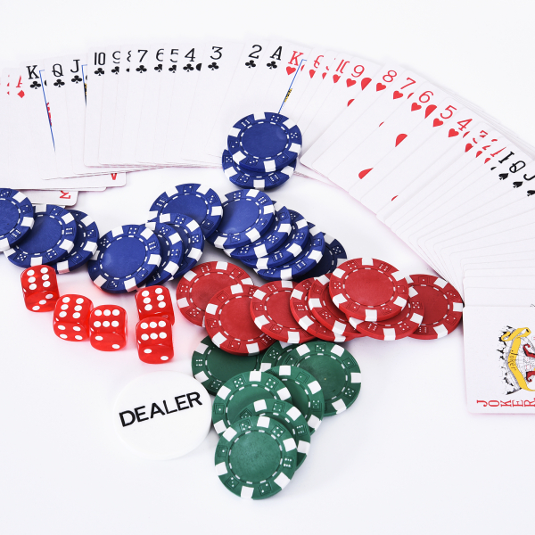 HOMCOM Mala de Poker Profissional com 300 Fichas Jogo de Poker com Mala de Alumínio 5 Dados 2 Baralhos de Cartas e 1 Ficha de Dealer 38x20,5x6,5cm Multicor - Image 6
