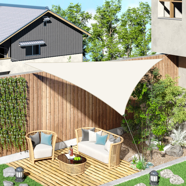 Outsunny Vela de Sombra Triangular 5x5x5 m Toldo Vela de Poliéster com Proteção UV Aneis em Forma de D e Cordas para Jardim Pátio Piscina Creme - Image 2