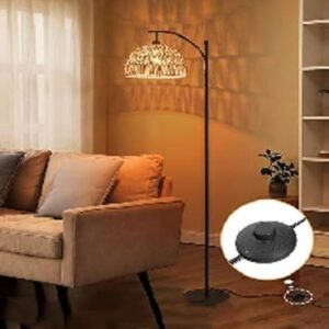 Luminária de chão de 160 cm com cúpula pendente, ideal para sala de estar e escritório, na cor preta.