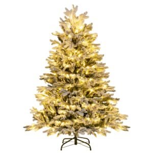 Árvore de Natal artificial de 146 cm com neve e 688 pontas de galhos variados.