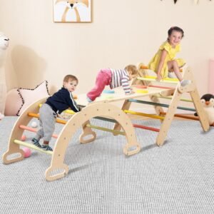 Triângulo de escalada com escorregador, arco de escalada e rampa dupla face, estrutura de escalada colorida